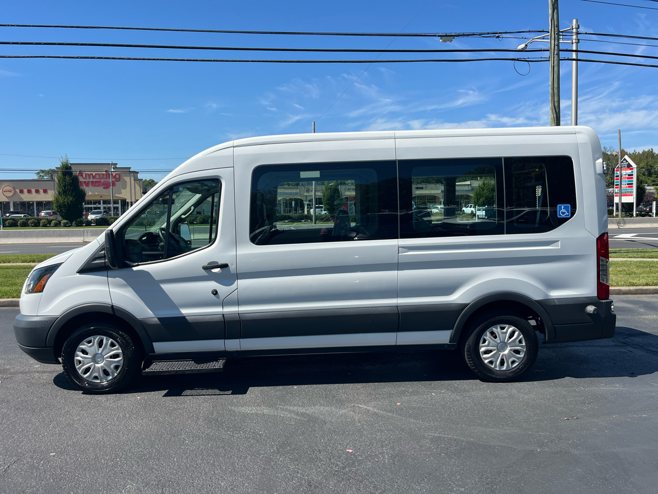 Ford Transit Wagon T-350 148" Med Roof XL Sliding RH Dr 2016