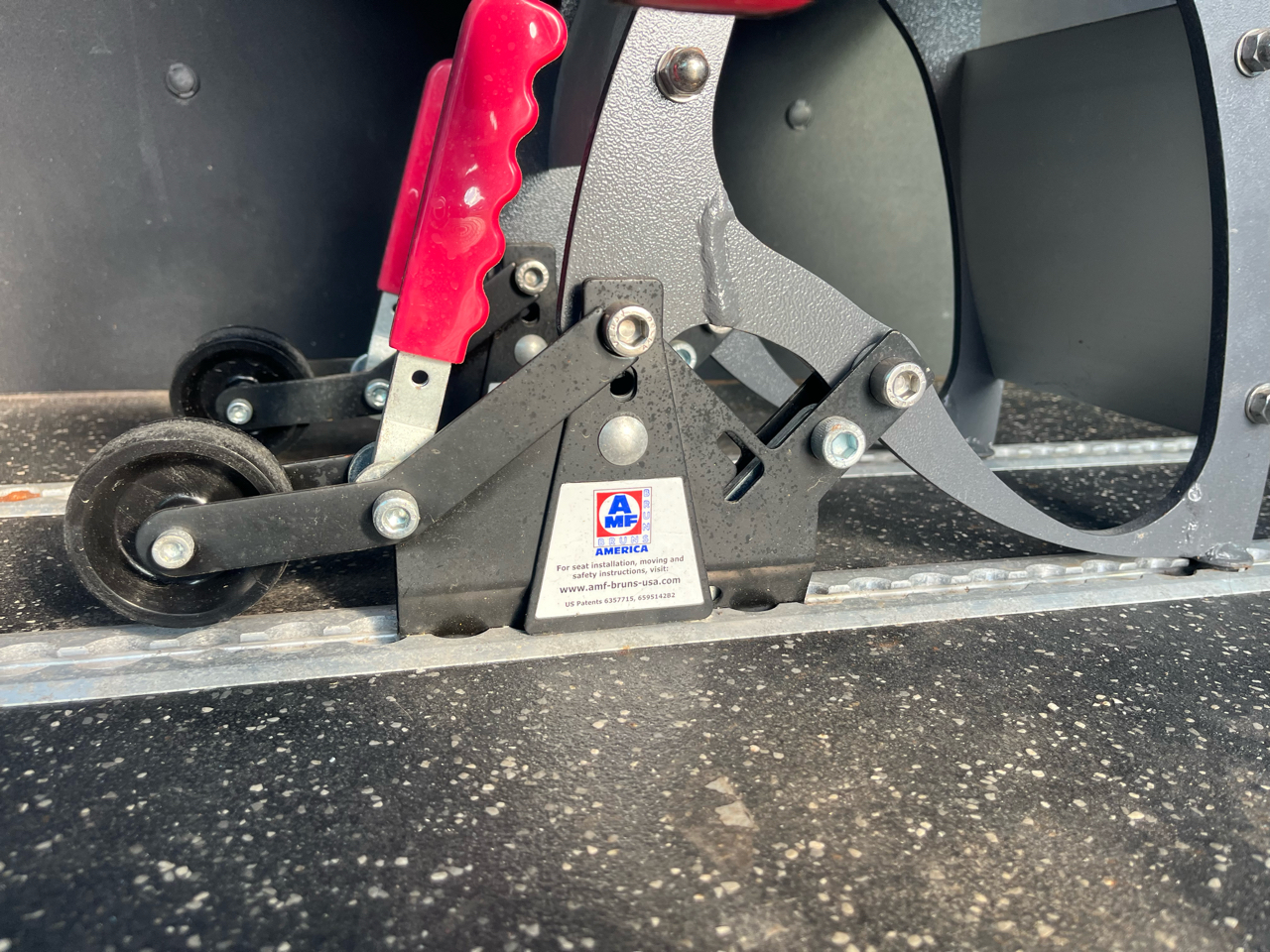 Ford Transit Wagon T-350 148" Med Roof XL Sliding RH Dr 2016