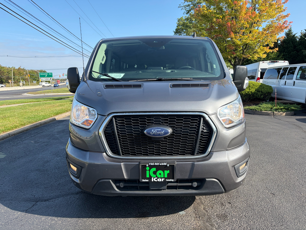 Ford Transit Passenger Wagon T-350 148" Low Roof XLT RWD 2021