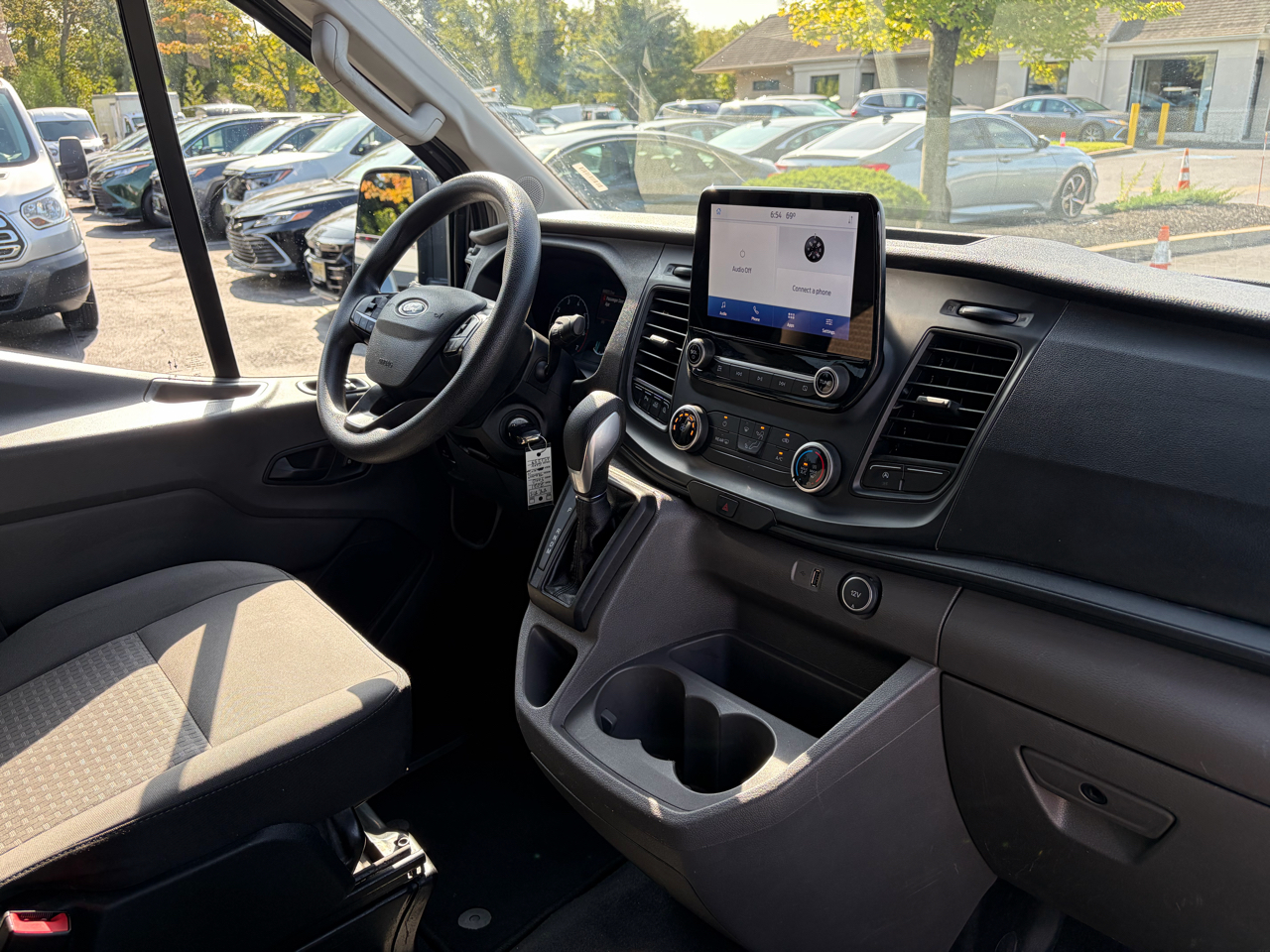 Ford Transit Passenger Wagon T-350 148" Low Roof XLT RWD 2021