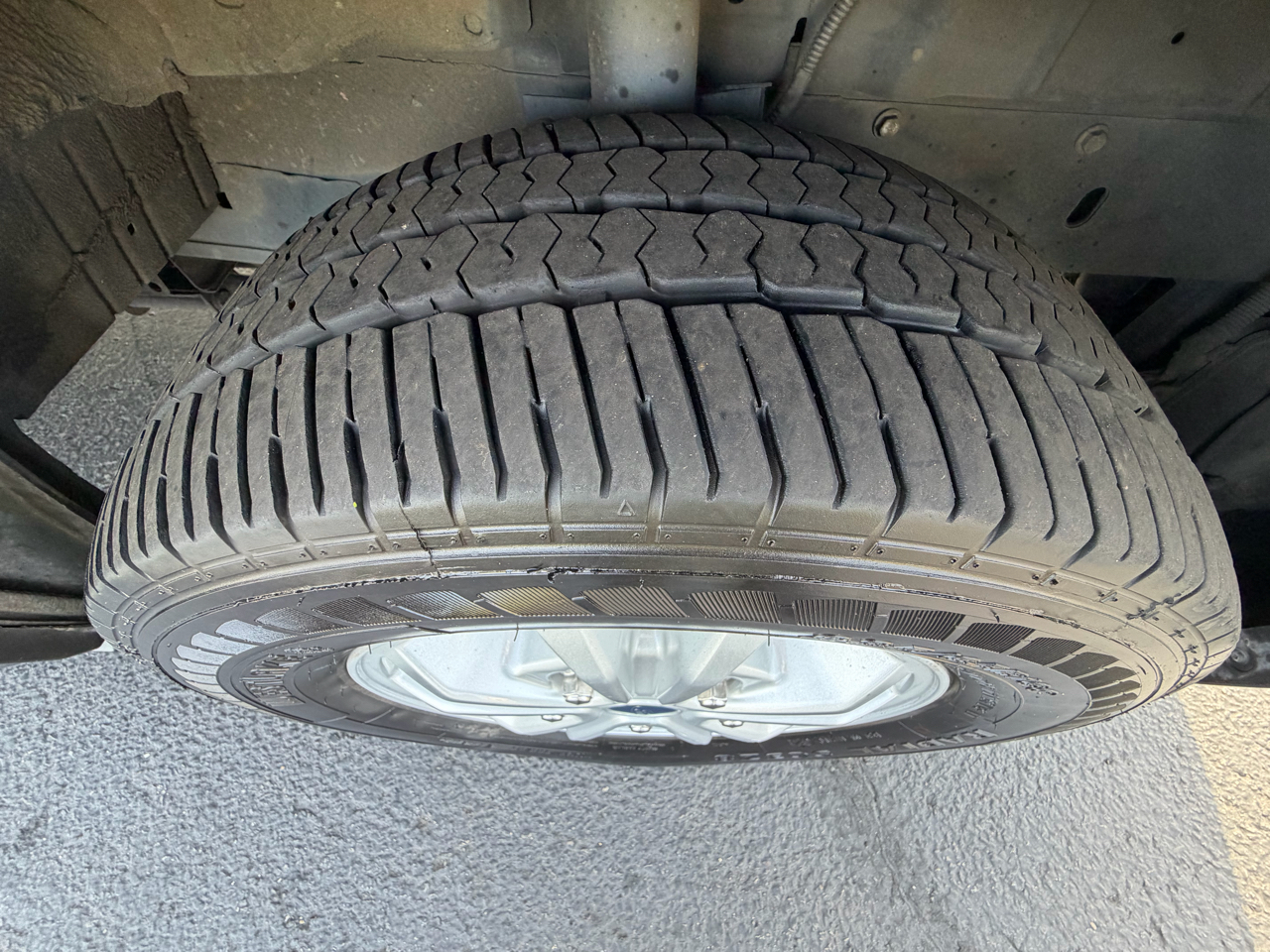 Ford Transit Passenger Wagon T-350 148" Low Roof XLT RWD 2021