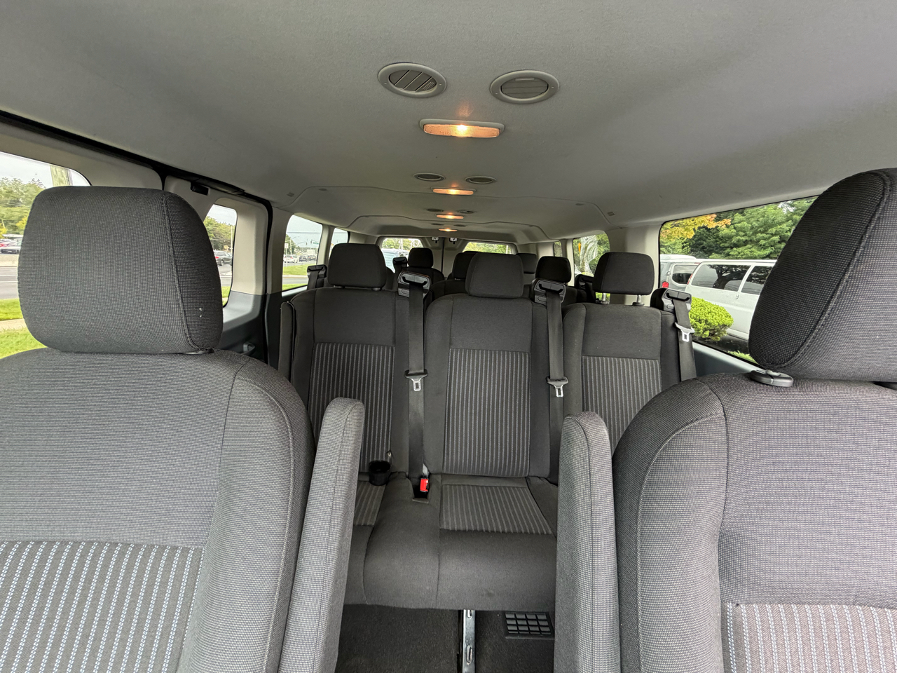 Ford Transit Wagon T-350 148" Low Roof XLT Swing-Out RH Dr 2016