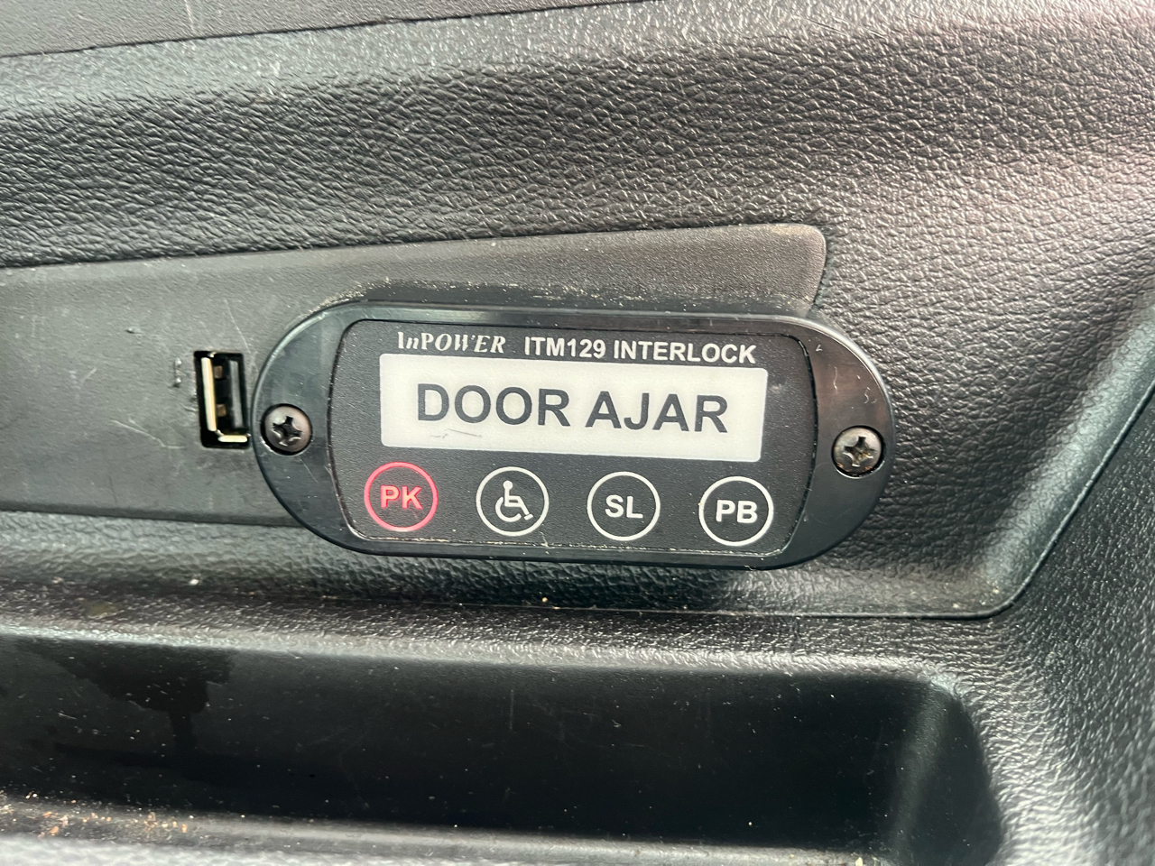 Ford Transit Wagon T-350 148" Med Roof XL Sliding RH Dr 2017