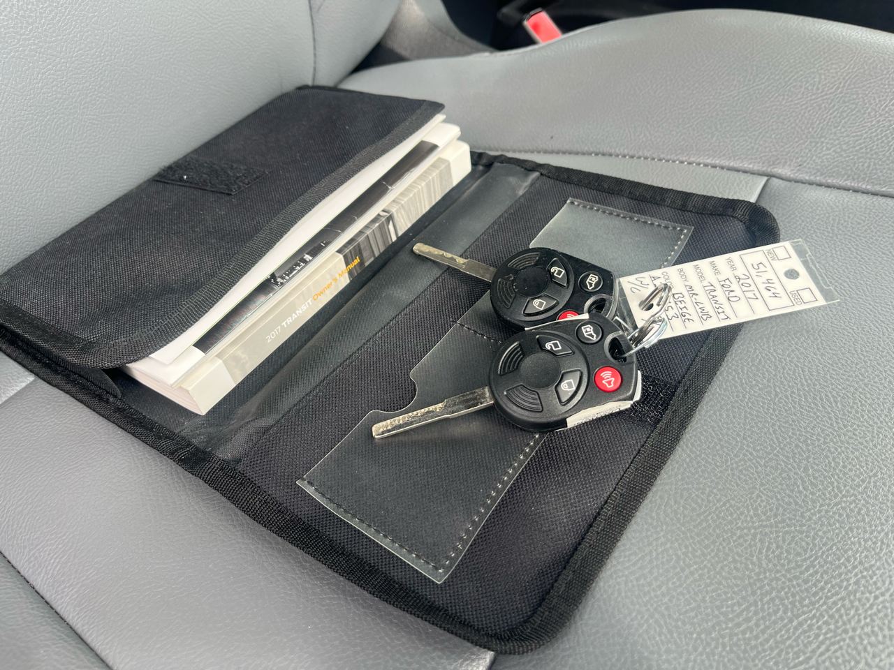 Ford Transit Wagon T-350 148" Med Roof XL Sliding RH Dr 2017