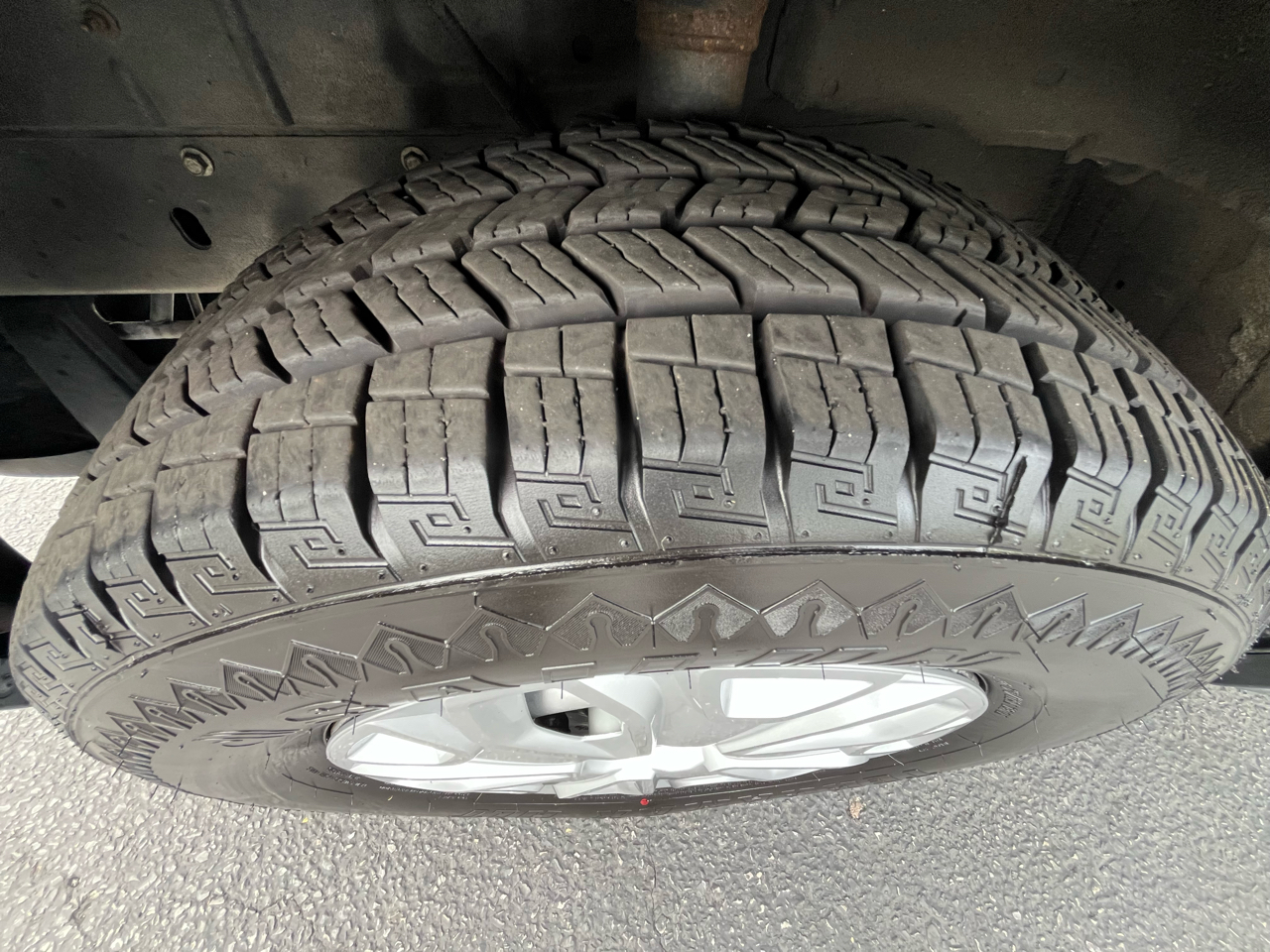 Ford Transit Wagon T-350 148" Med Roof XL Sliding RH Dr 2017