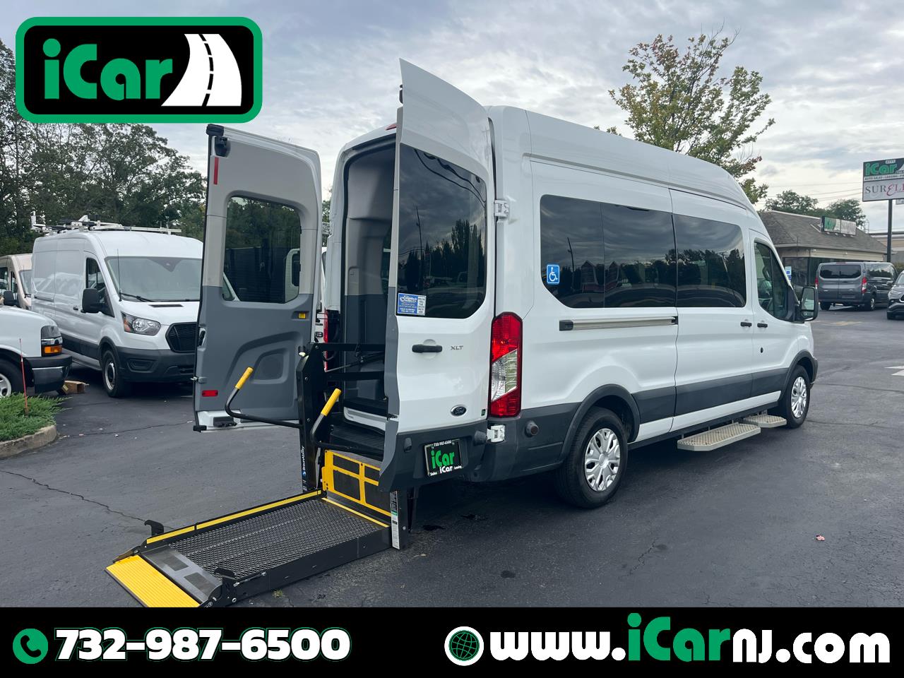 Ford Transit Wagon T-350 148" High Roof XLT Sliding RH Dr 2016