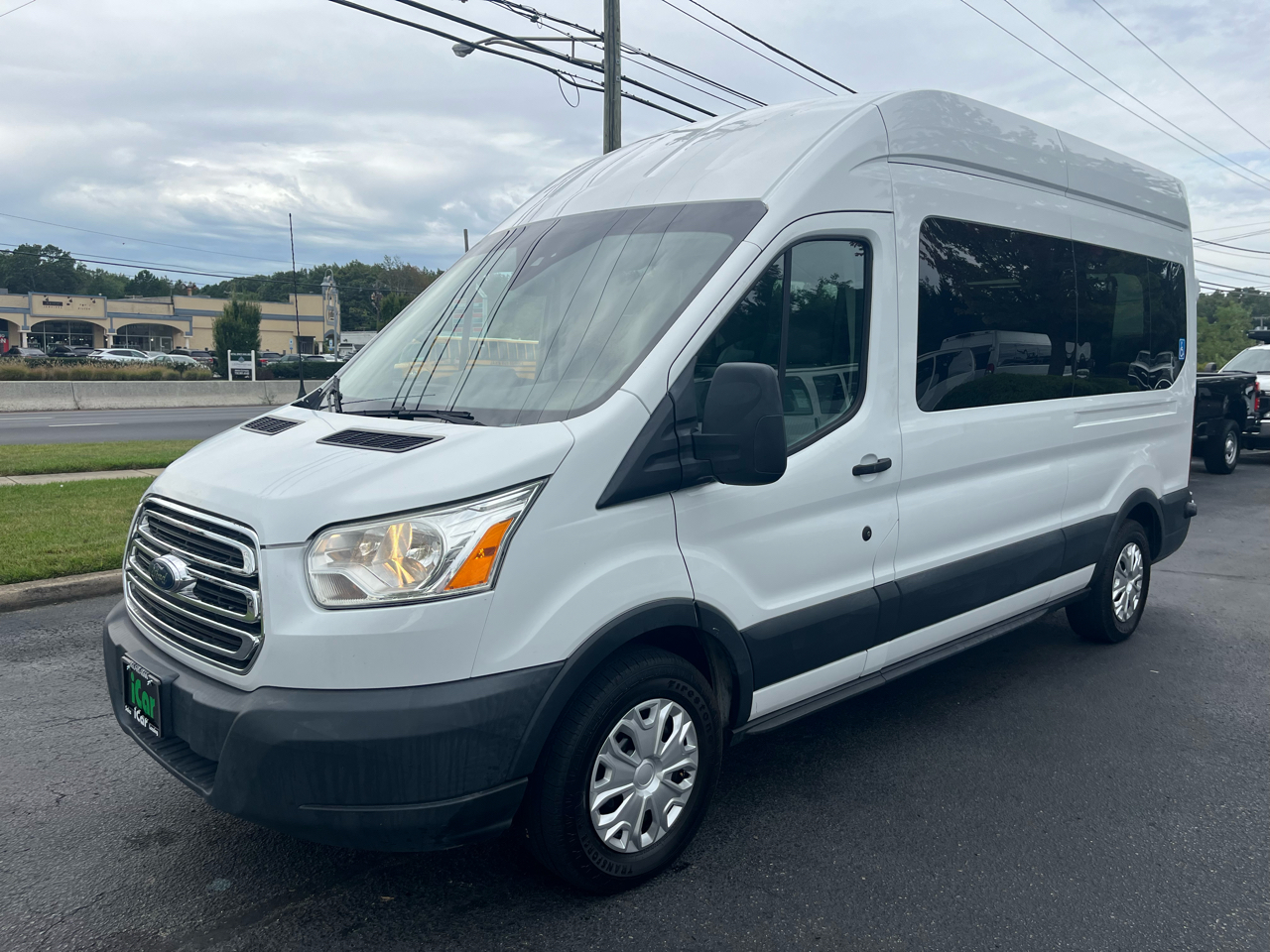 Ford Transit Wagon T-350 148" High Roof XLT Sliding RH Dr 2016