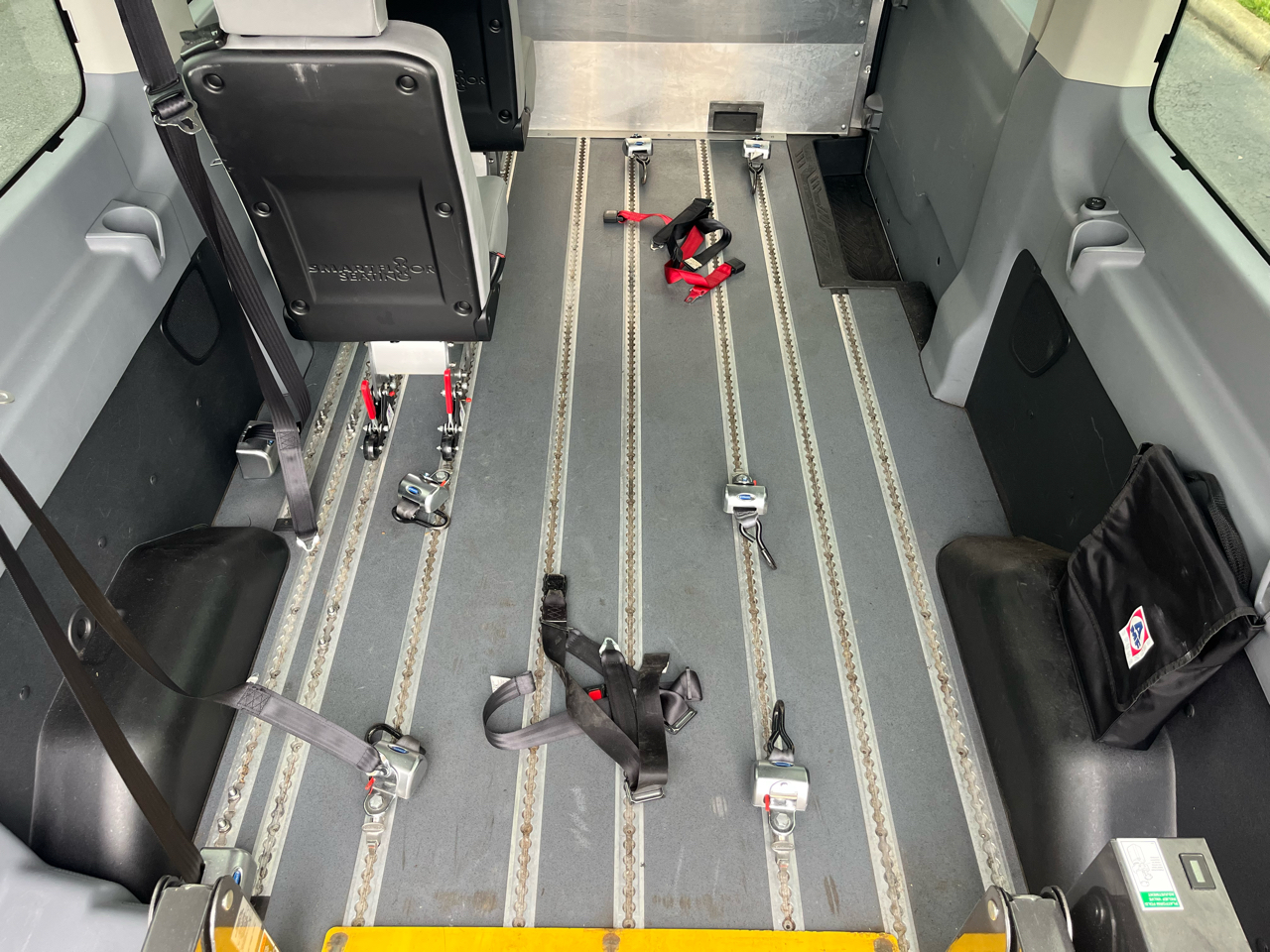 Ford Transit Wagon T-350 148" High Roof XLT Sliding RH Dr 2016