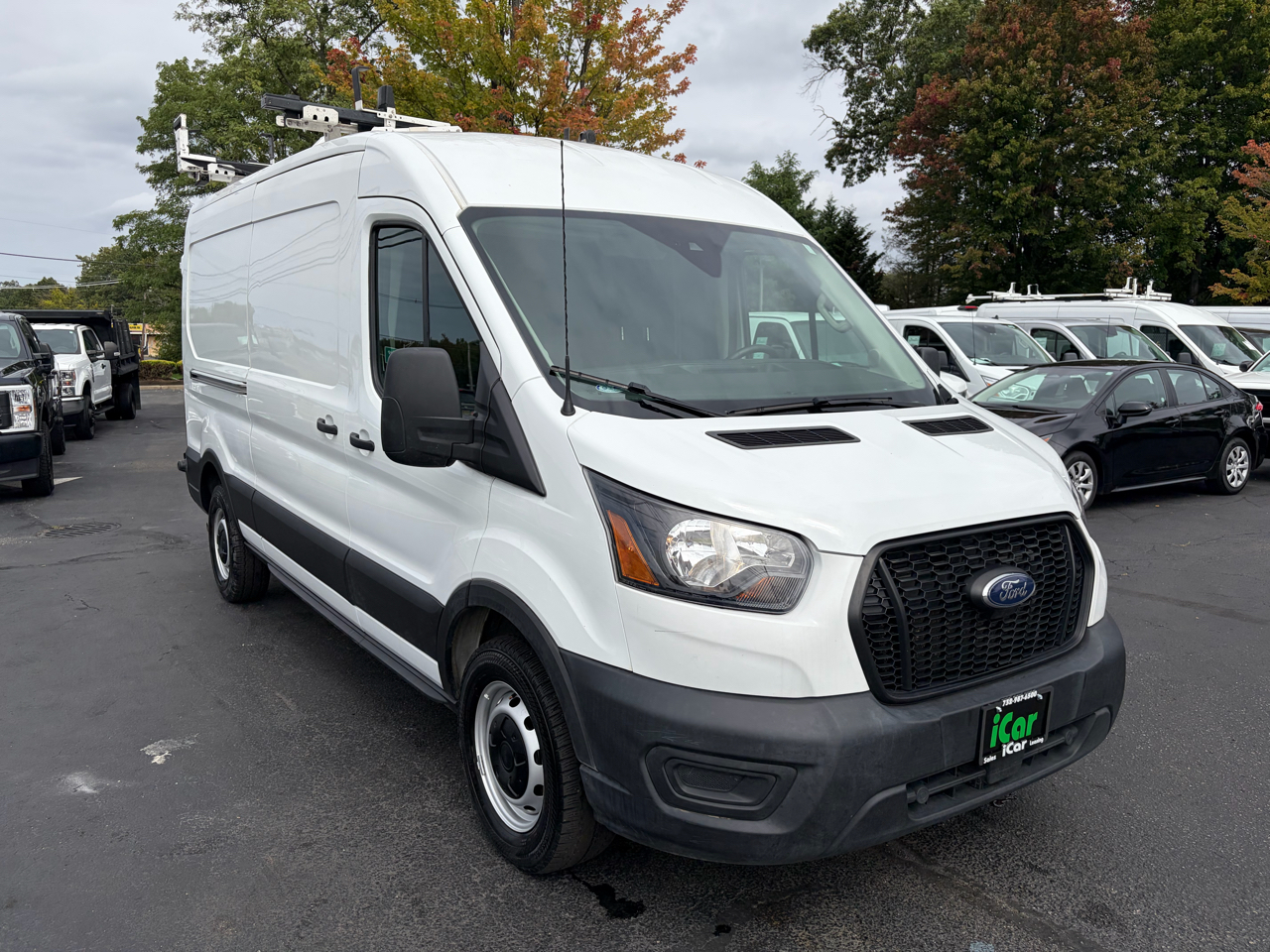 Ford Transit Cargo Van T-250 148" Med Rf 9070 GVWR RWD 2022