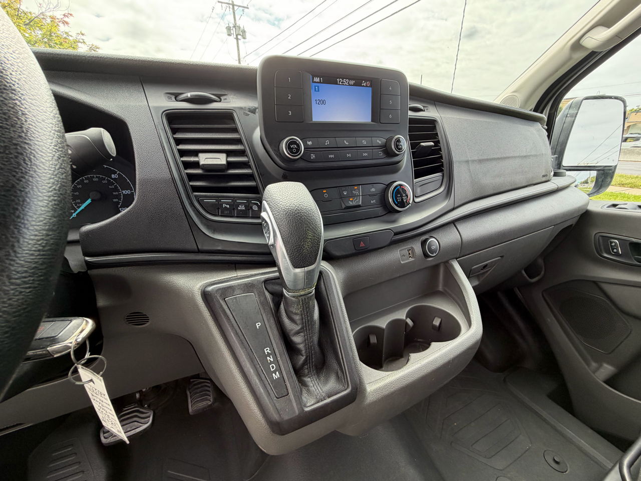 Ford Transit Cargo Van T-250 148" Med Rf 9070 GVWR RWD 2022