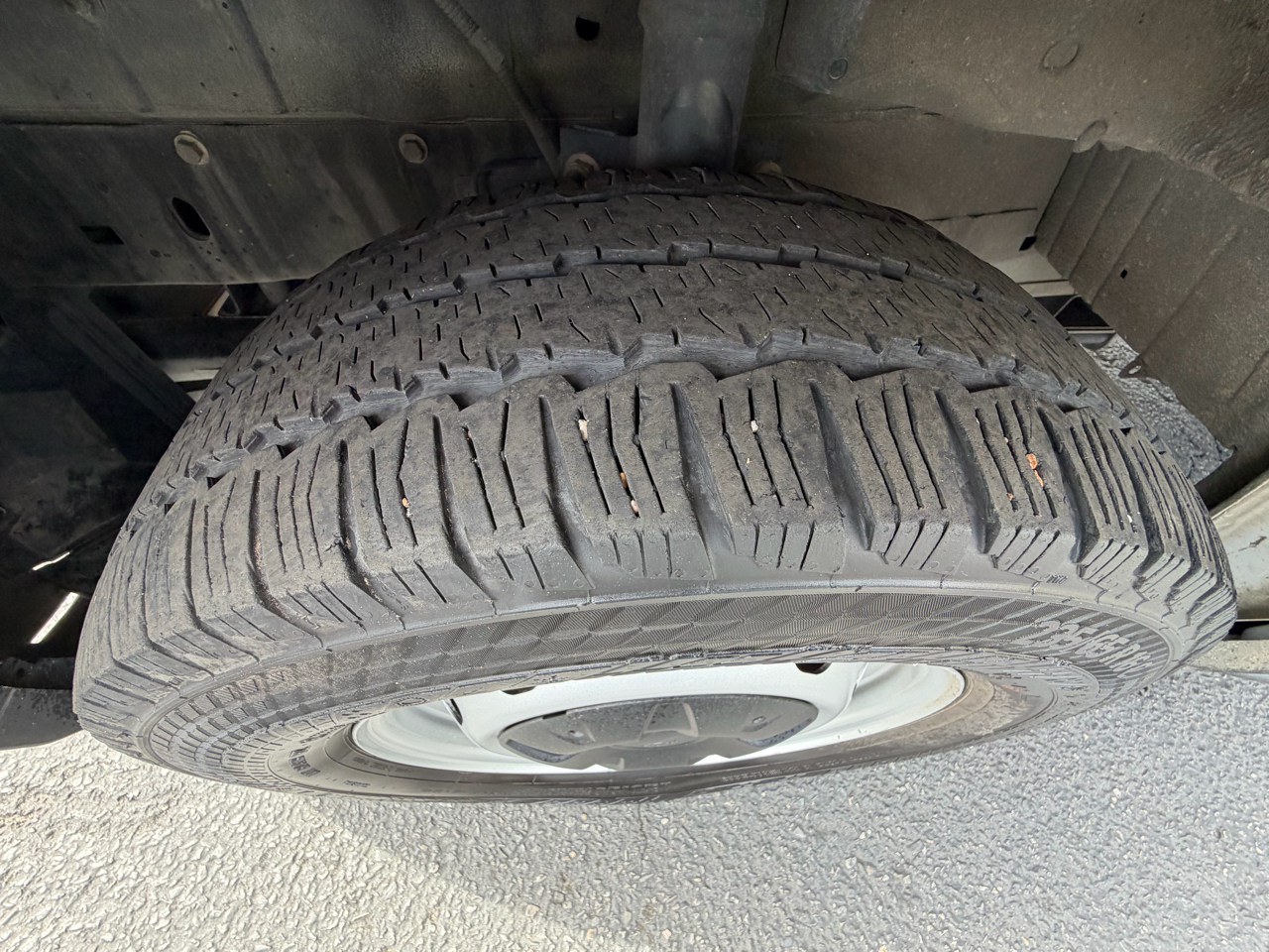 Ford Transit Cargo Van T-250 148" Med Rf 9070 GVWR RWD 2022