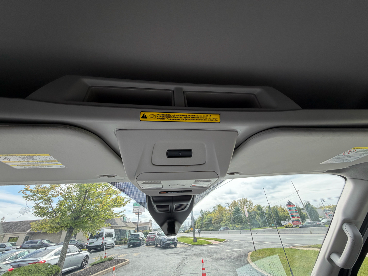 Ford Transit Cargo Van T-250 148" Med Rf 9070 GVWR RWD 2022