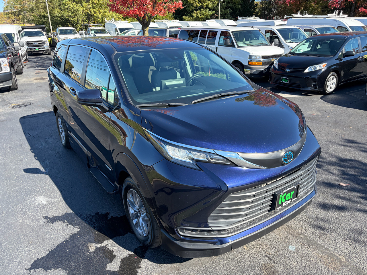 Toyota Sienna LE AWD 2021