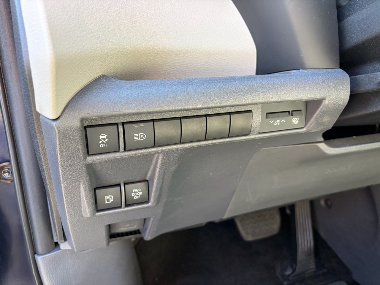 Toyota Sienna LE AWD 2021