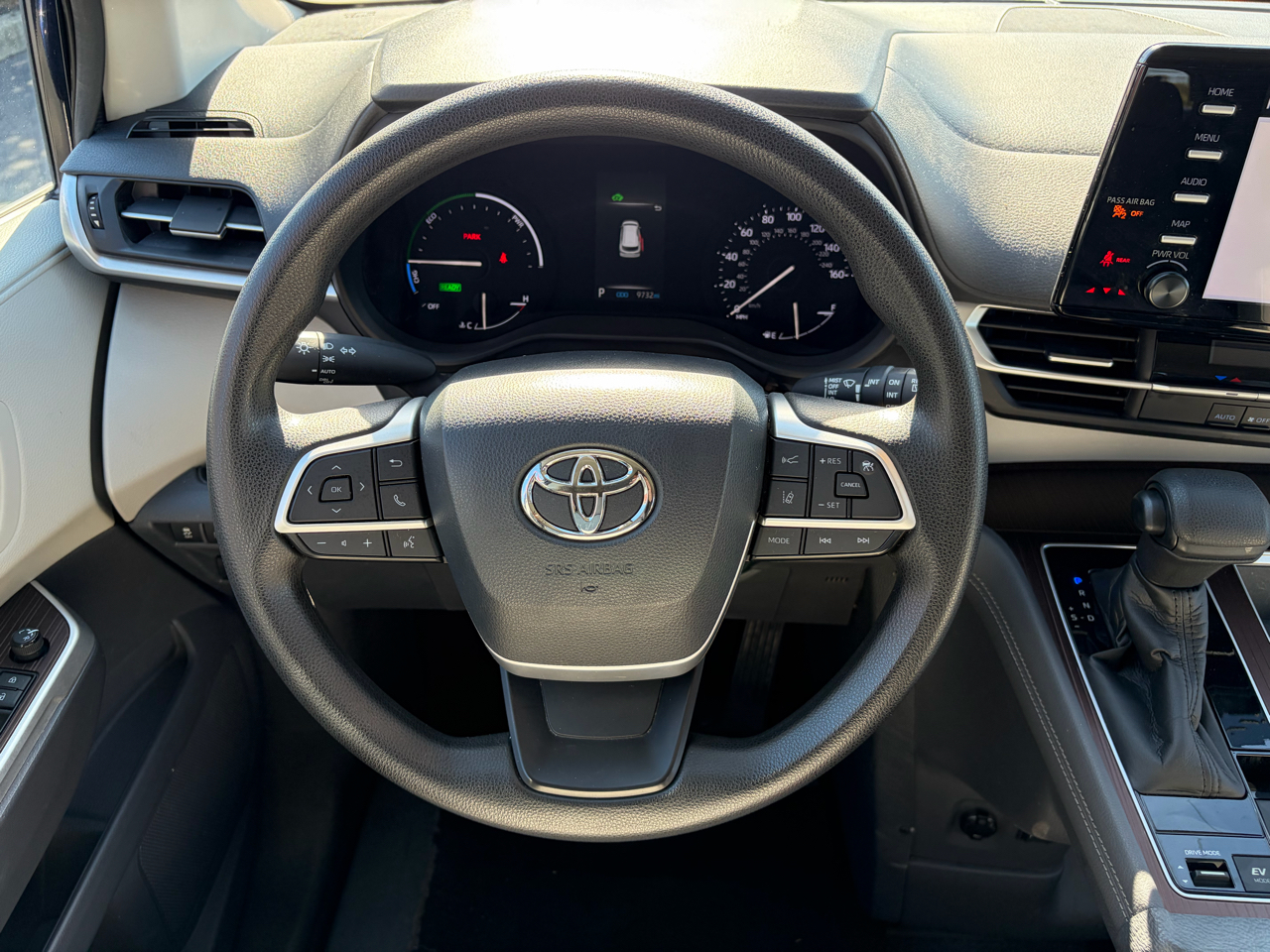 Toyota Sienna LE AWD 2021