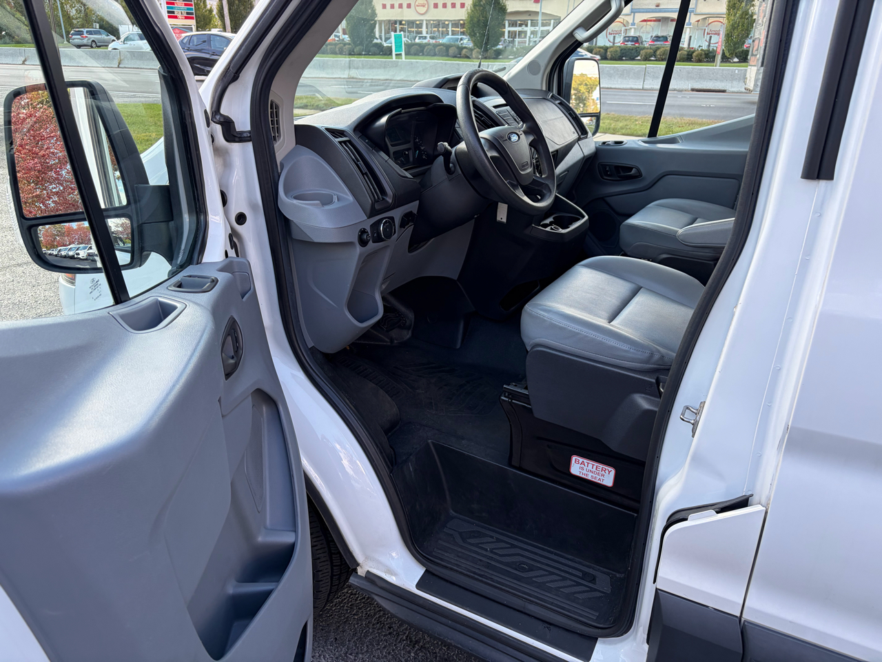 Ford Transit Wagon T-350 148" Med Roof XL Sliding RH Dr 2017