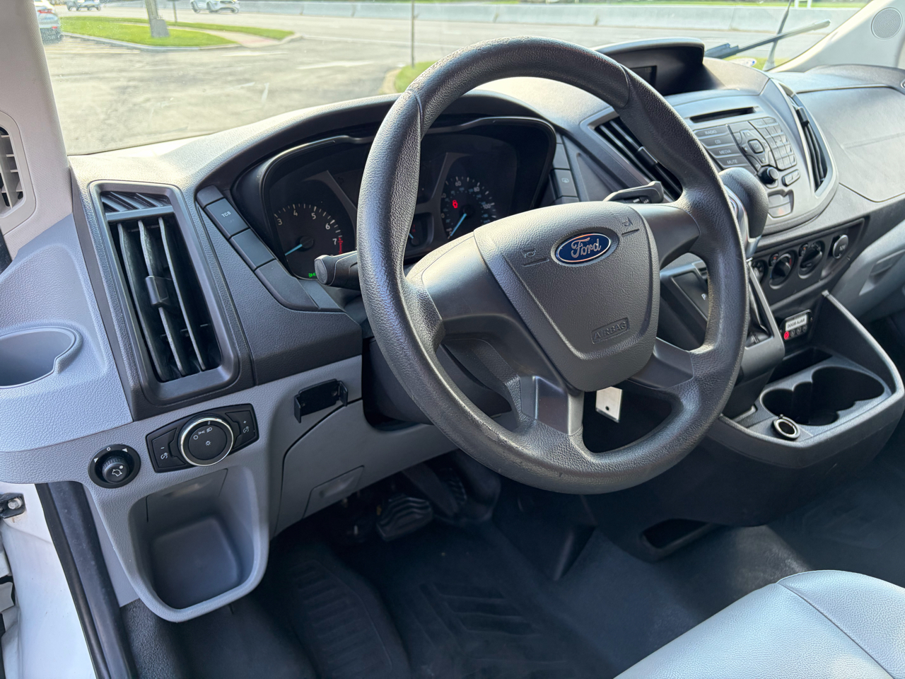 Ford Transit Wagon T-350 148" Med Roof XL Sliding RH Dr 2017