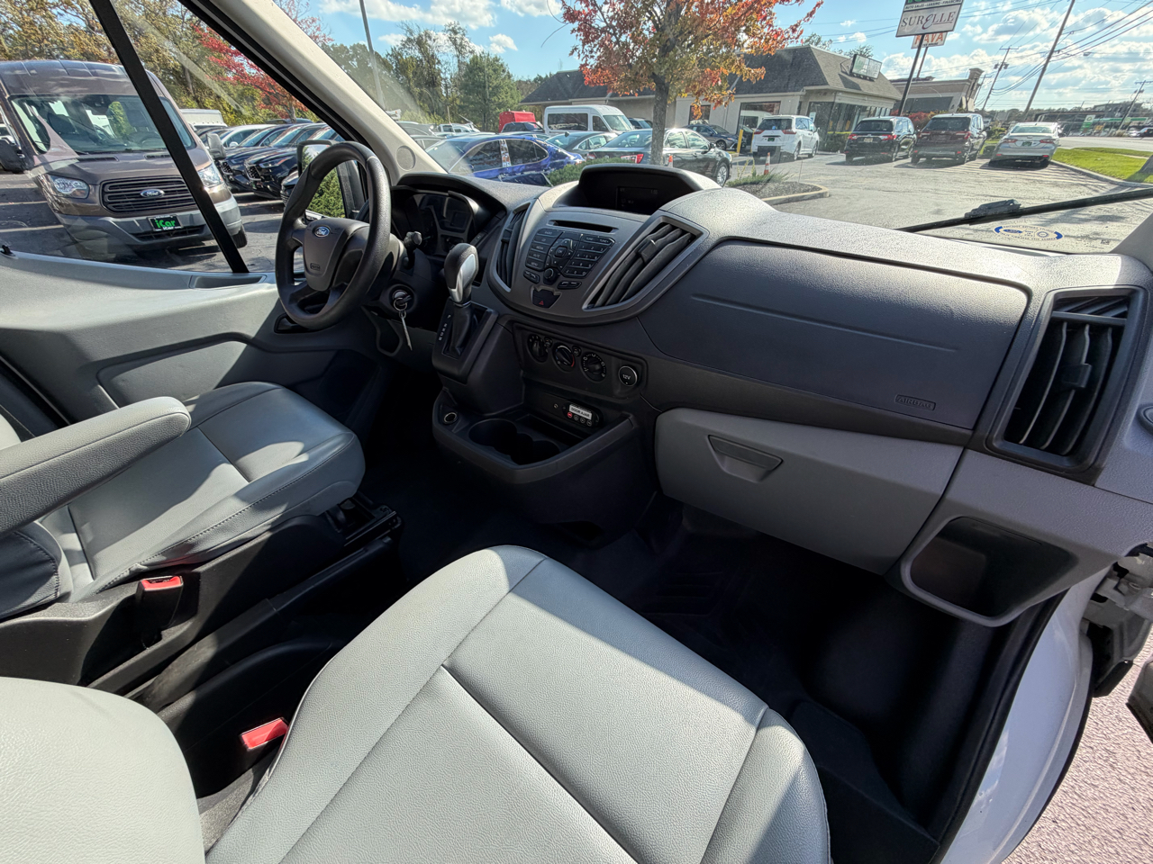 Ford Transit Wagon T-350 148" Med Roof XL Sliding RH Dr 2017