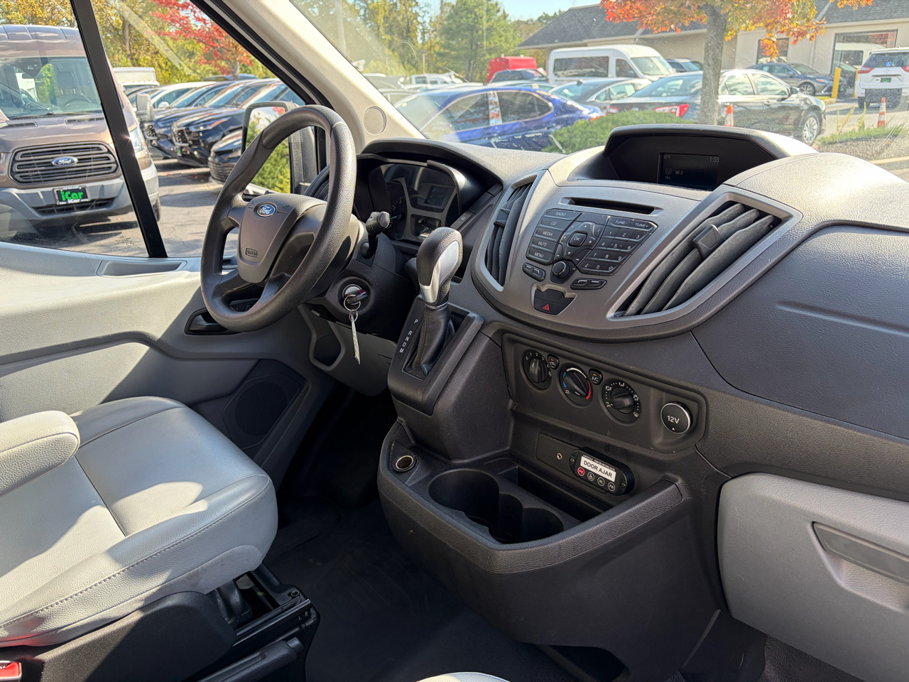 Ford Transit Wagon T-350 148" Med Roof XL Sliding RH Dr 2017