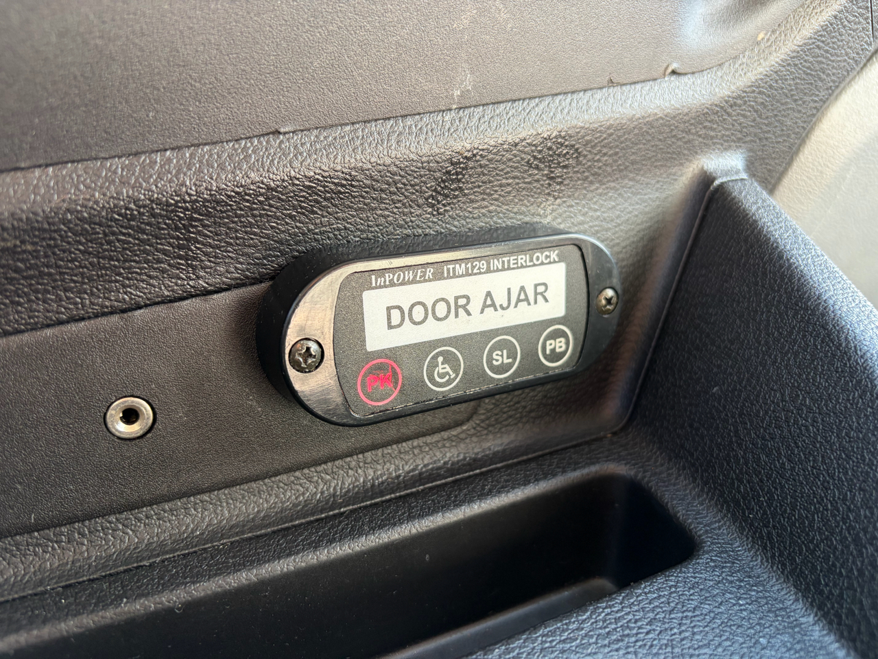 Ford Transit Wagon T-350 148" Med Roof XL Sliding RH Dr 2017