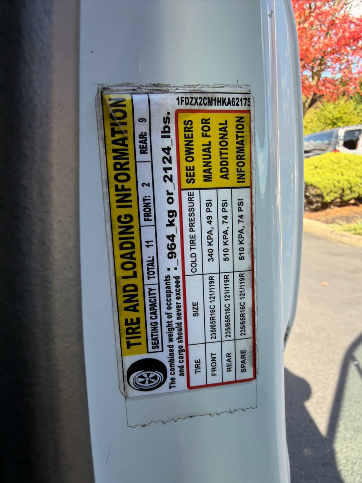 Ford Transit Wagon T-350 148" Med Roof XL Sliding RH Dr 2017