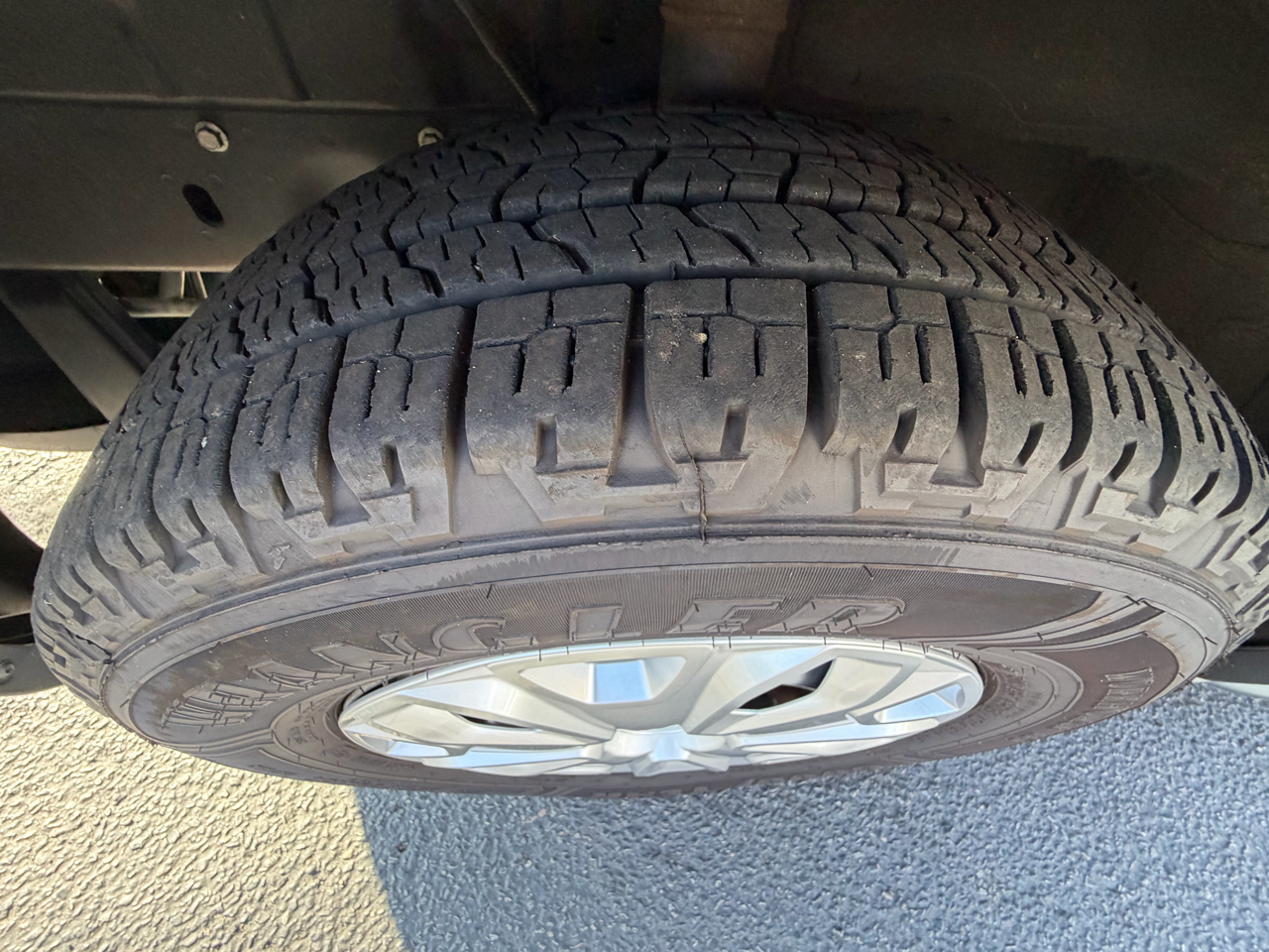 Ford Transit Wagon T-350 148" Med Roof XL Sliding RH Dr 2017