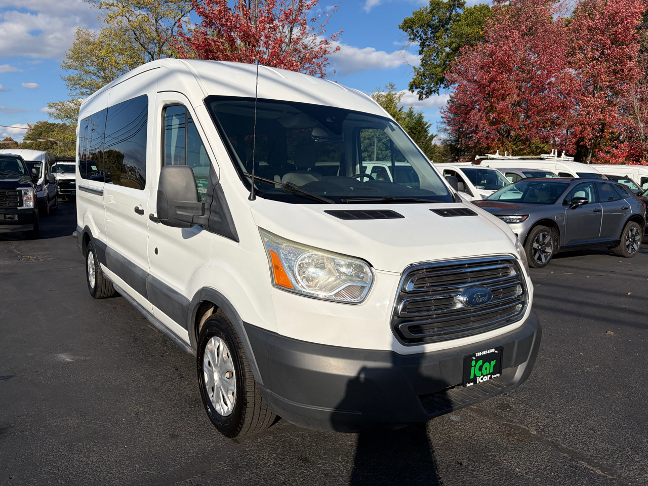 Ford Transit Wagon T-350 148" Med Roof XLT Sliding RH Dr 2015