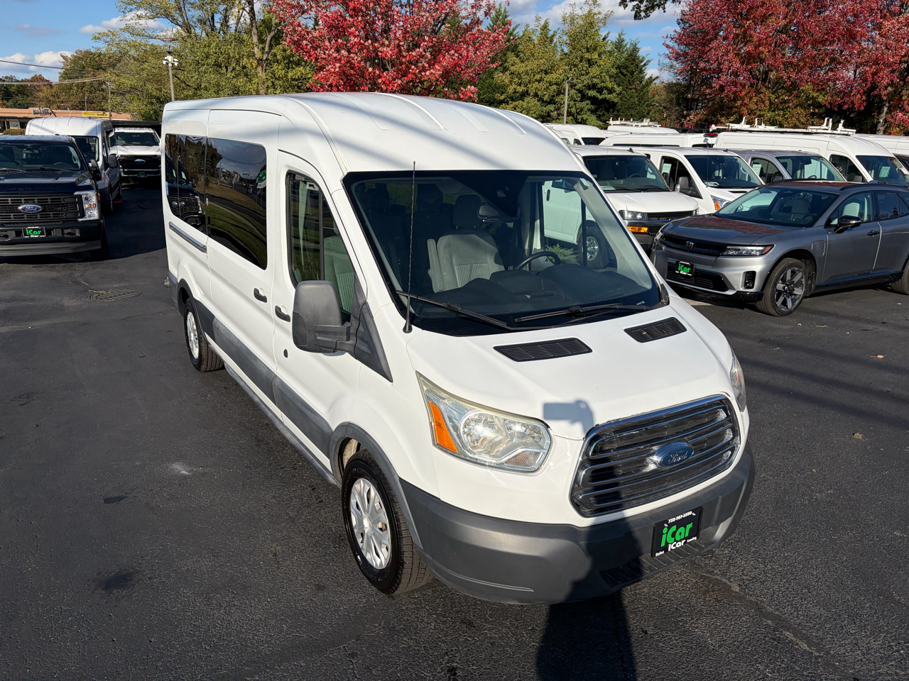 Ford Transit Wagon T-350 148" Med Roof XLT Sliding RH Dr 2015