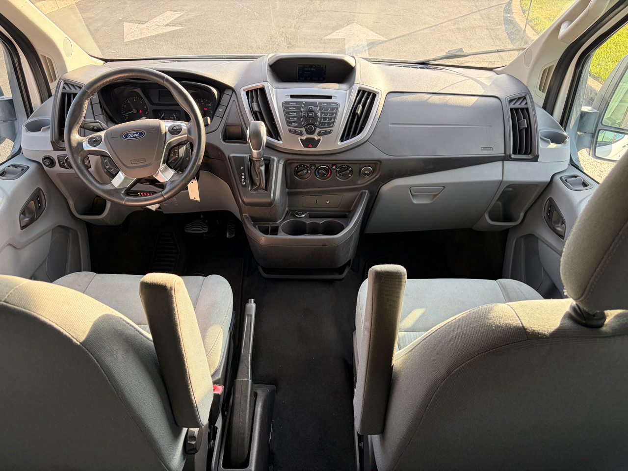 Ford Transit Wagon T-350 148" Med Roof XLT Sliding RH Dr 2015