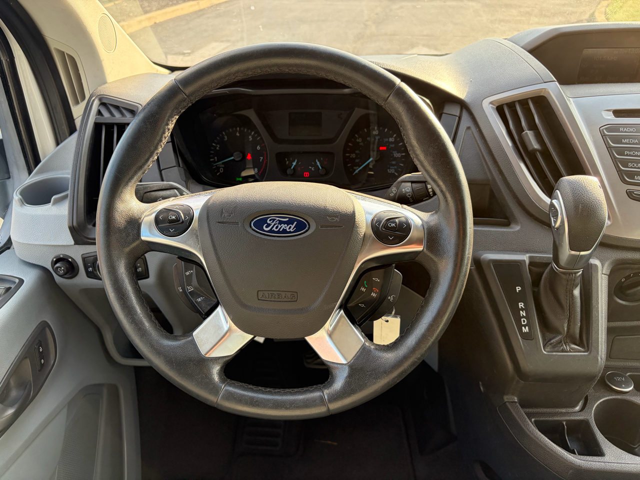 Ford Transit Wagon T-350 148" Med Roof XLT Sliding RH Dr 2015