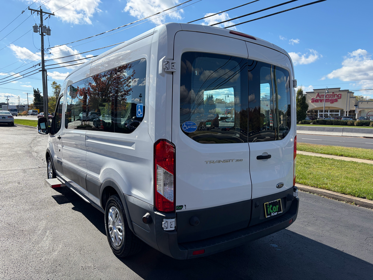 Ford Transit Wagon T-350 148" Med Roof XL Sliding RH Dr 2016