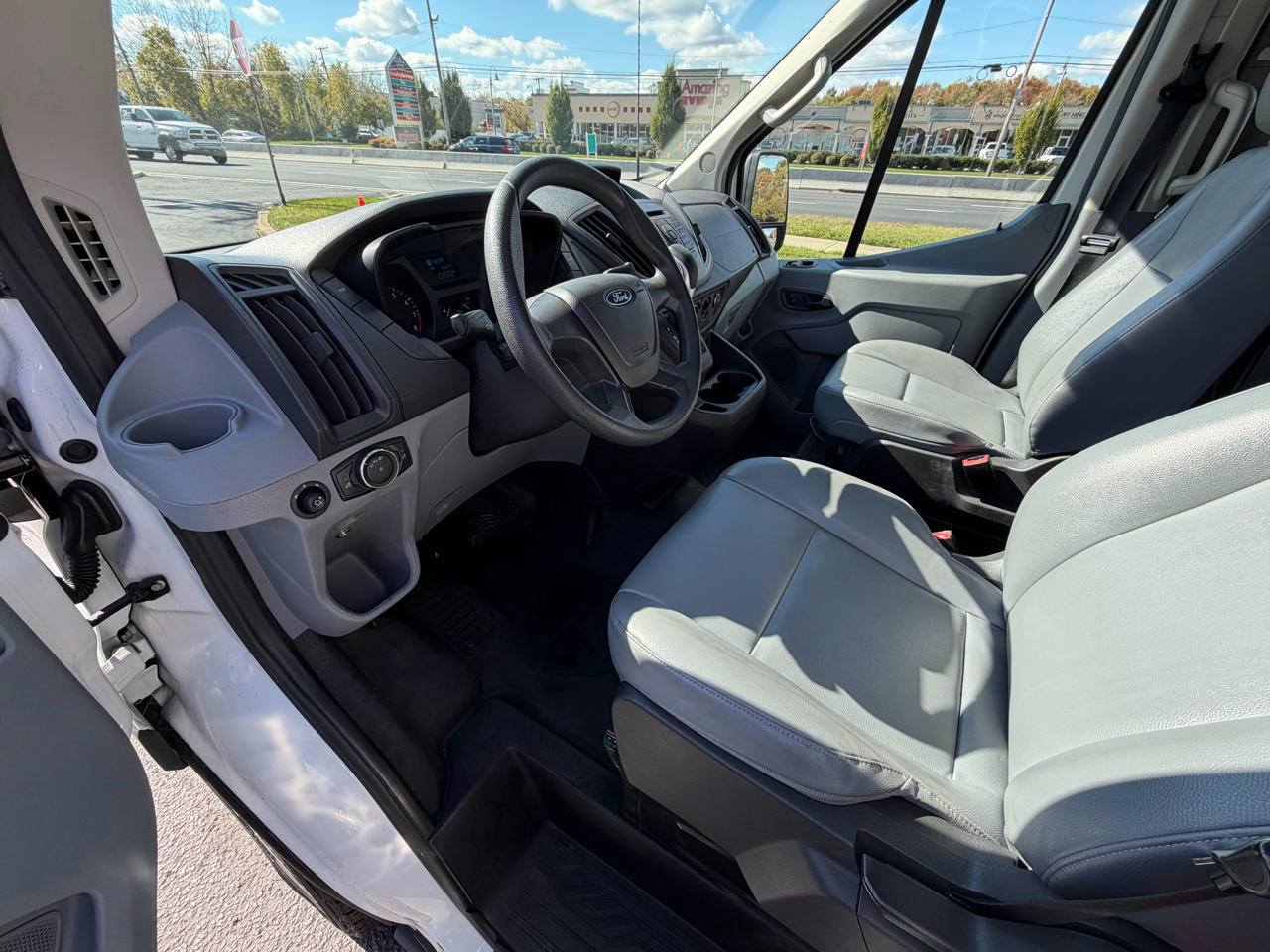 Ford Transit Wagon T-350 148" Med Roof XL Sliding RH Dr 2016