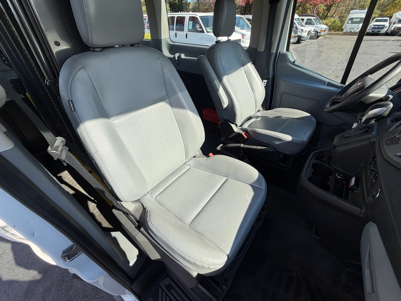 Ford Transit Wagon T-350 148" Med Roof XL Sliding RH Dr 2016