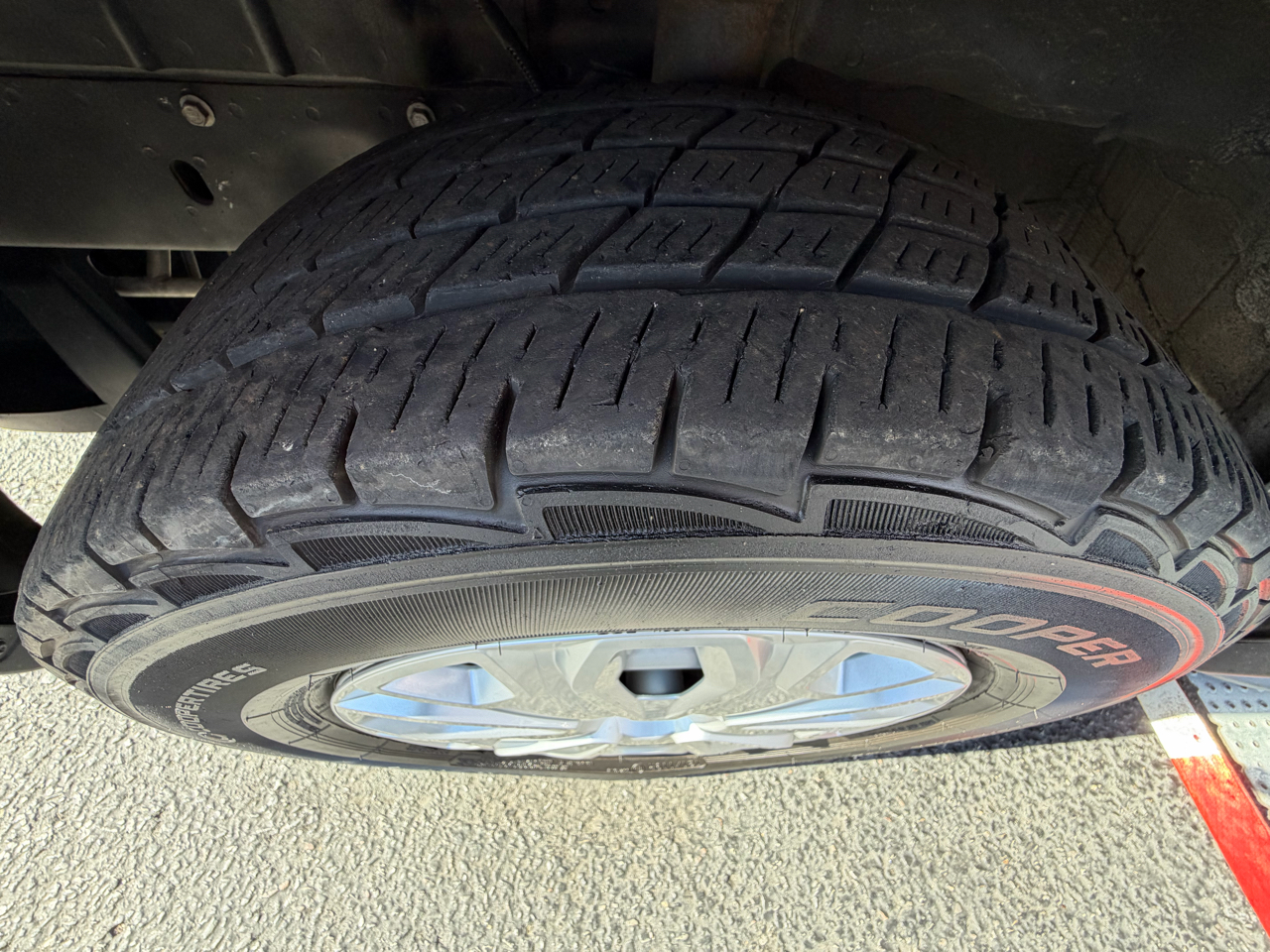 Ford Transit Wagon T-350 148" Med Roof XL Sliding RH Dr 2016