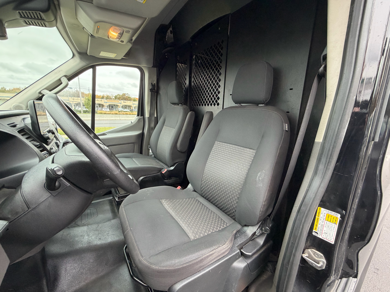 Ford Transit Cargo Van T-250 148" Med Rf 9070 GVWR RWD 2020