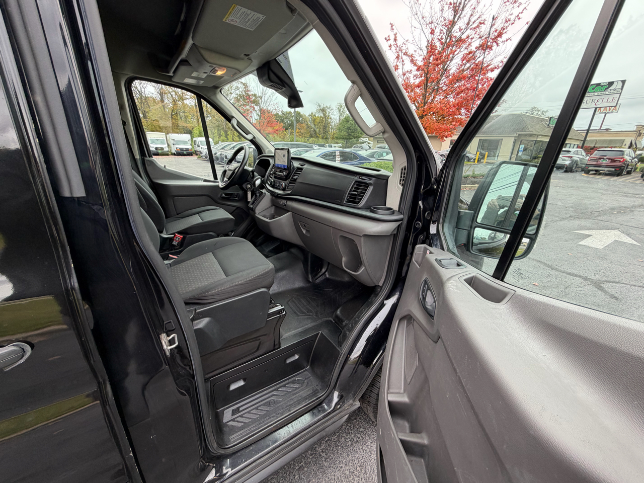 Ford Transit Cargo Van T-250 148" Med Rf 9070 GVWR RWD 2020