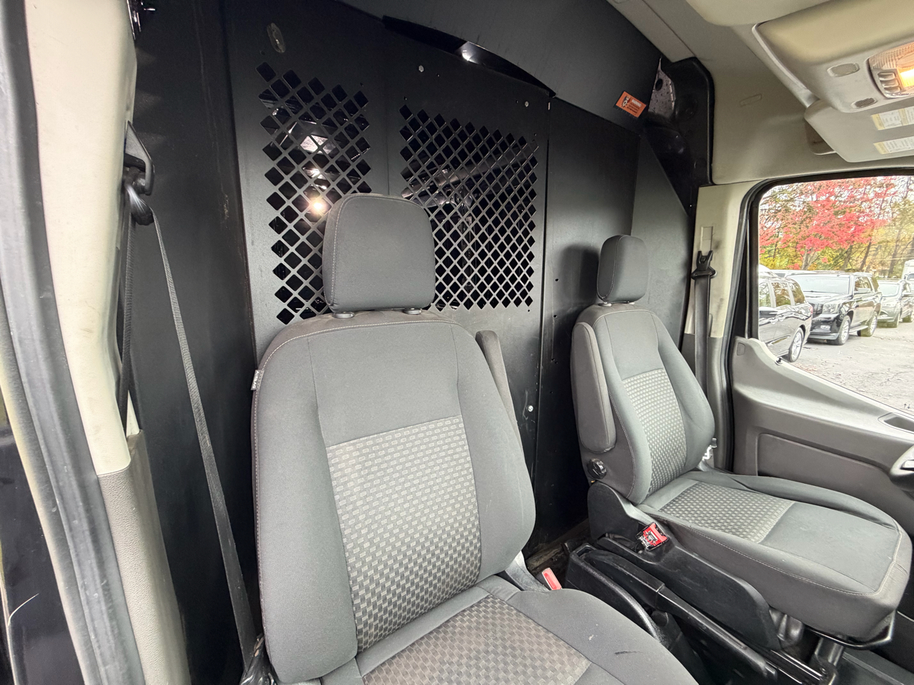 Ford Transit Cargo Van T-250 148" Med Rf 9070 GVWR RWD 2020