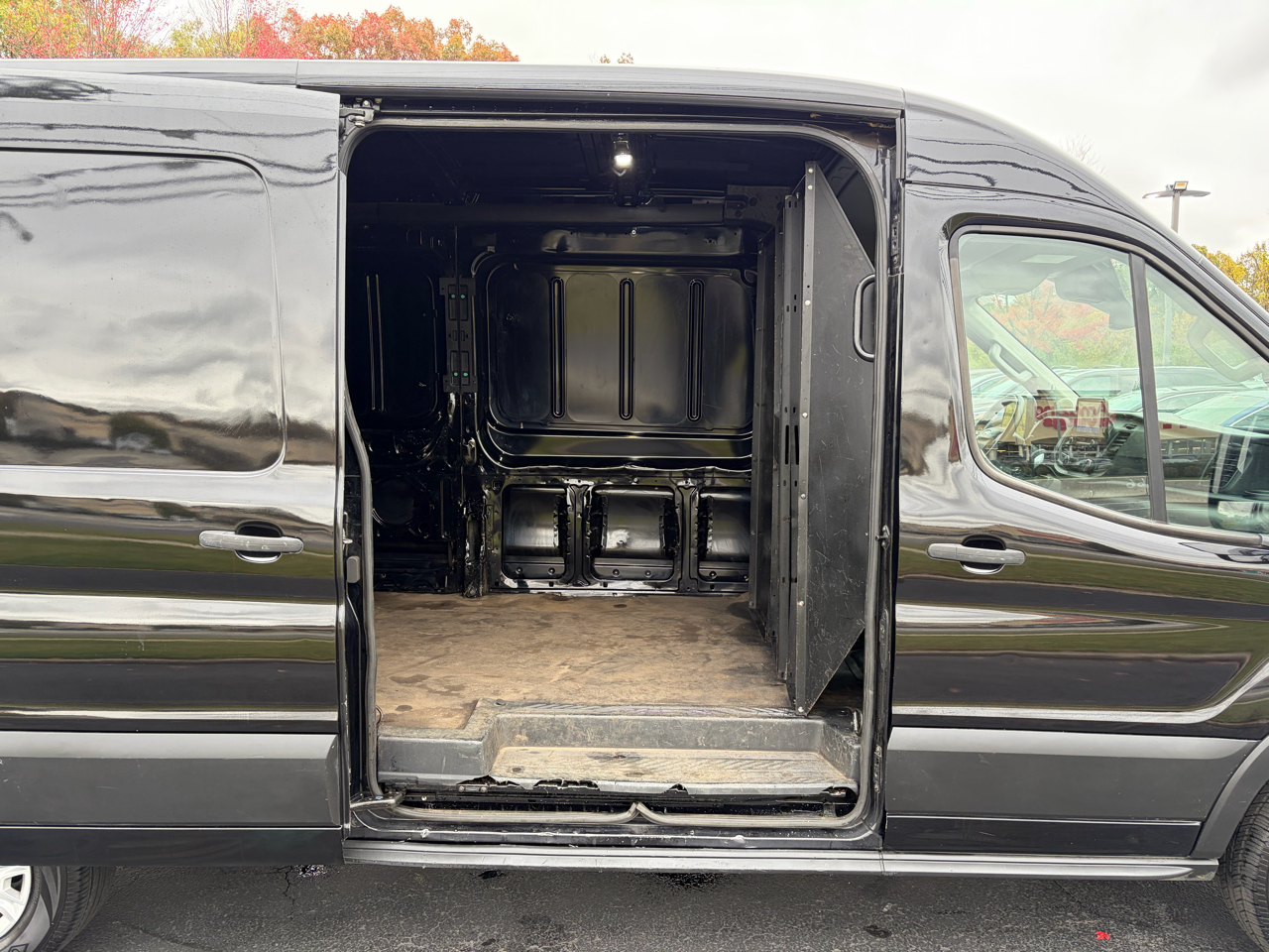 Ford Transit Cargo Van T-250 148" Med Rf 9070 GVWR RWD 2020