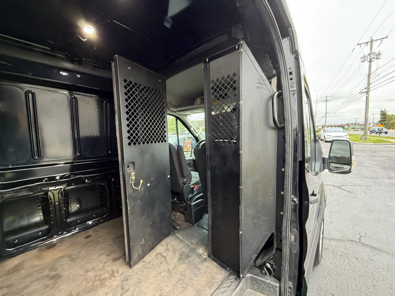 Ford Transit Cargo Van T-250 148" Med Rf 9070 GVWR RWD 2020