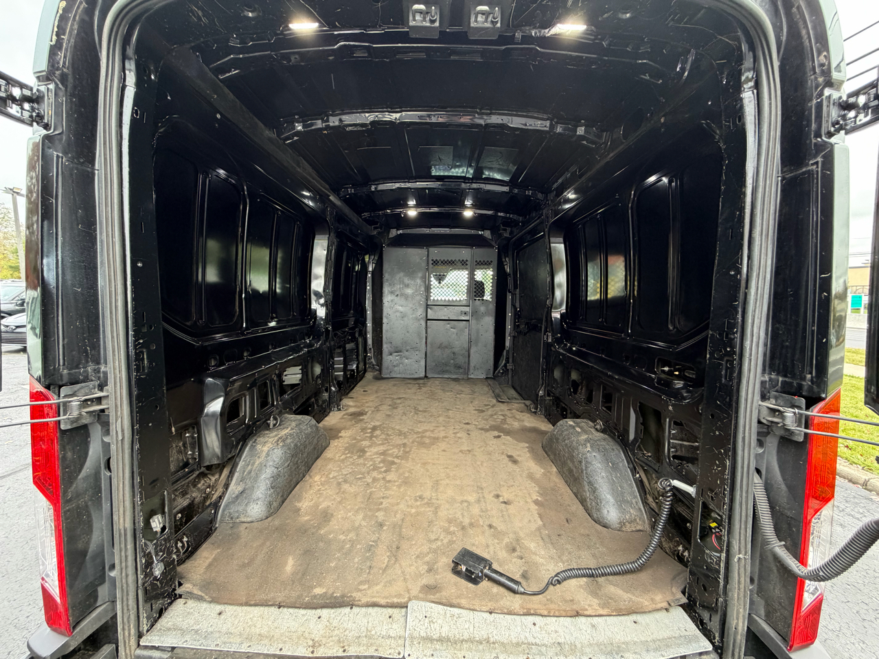 Ford Transit Cargo Van T-250 148" Med Rf 9070 GVWR RWD 2020