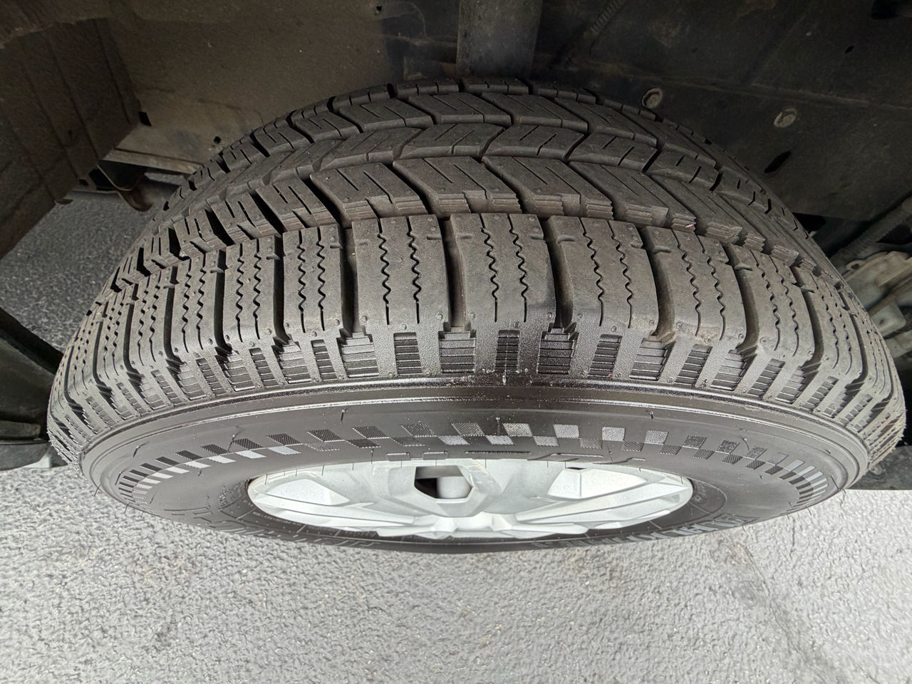 Ford Transit Cargo Van T-250 148" Med Rf 9070 GVWR RWD 2020