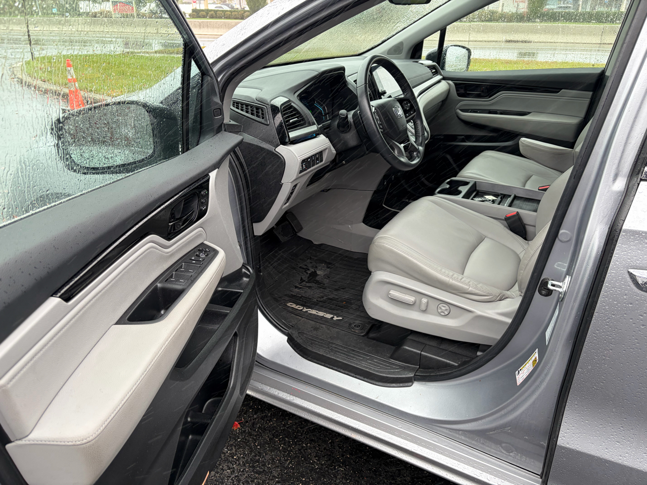 Honda Odyssey Touring 2023