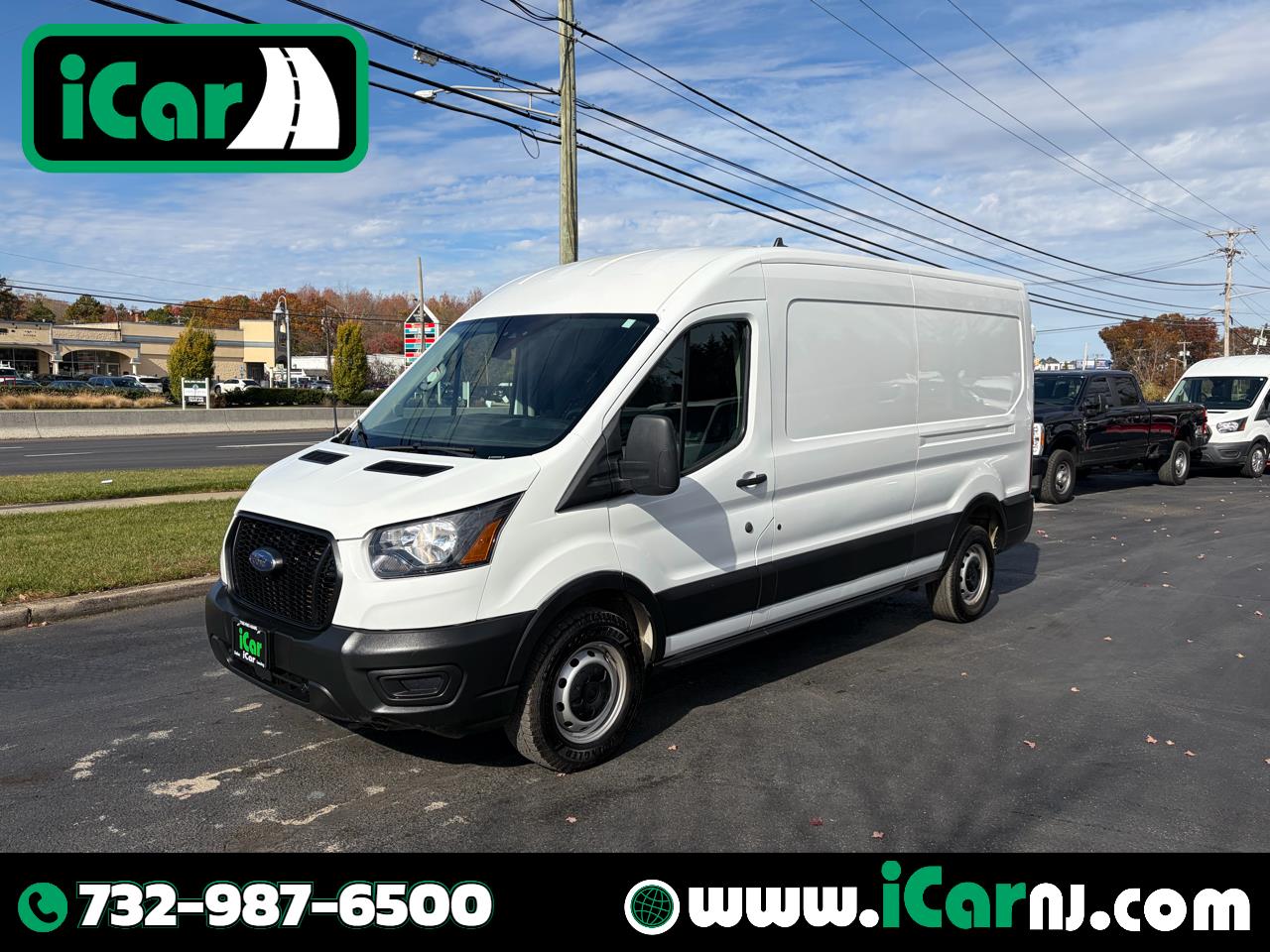 2023 Ford Transit Cargo Van T-250 148" Med Rf 9070 GVWR RWD