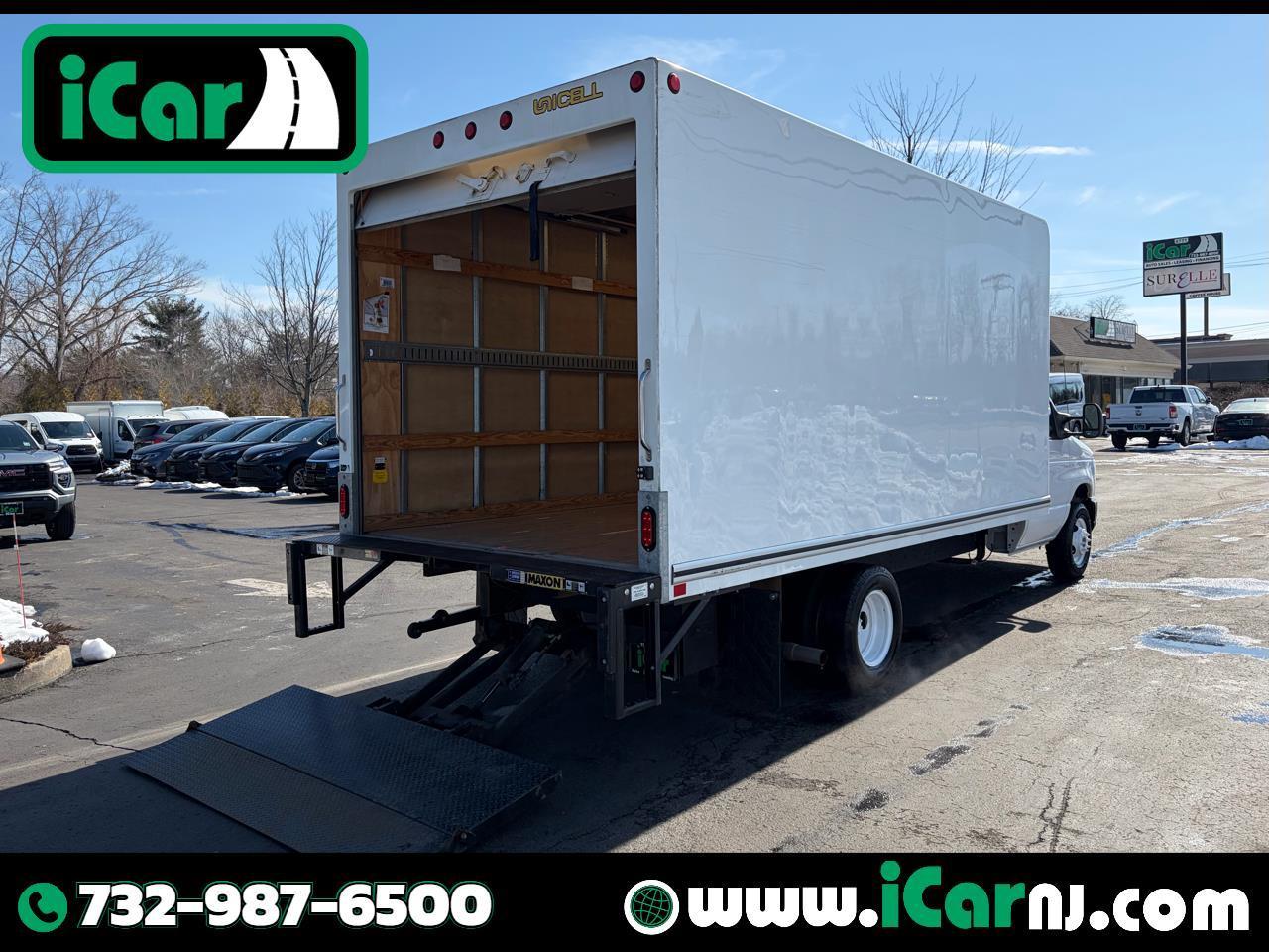 2024 Ford E-Series Cutaway Base