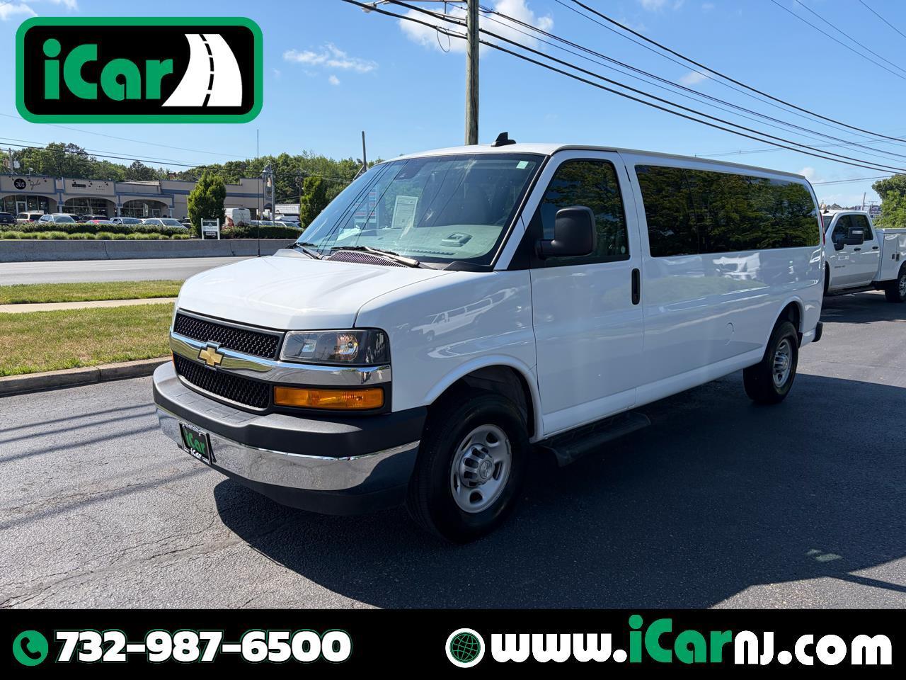 2023 Chevrolet Express 3500 LT Extended's photo