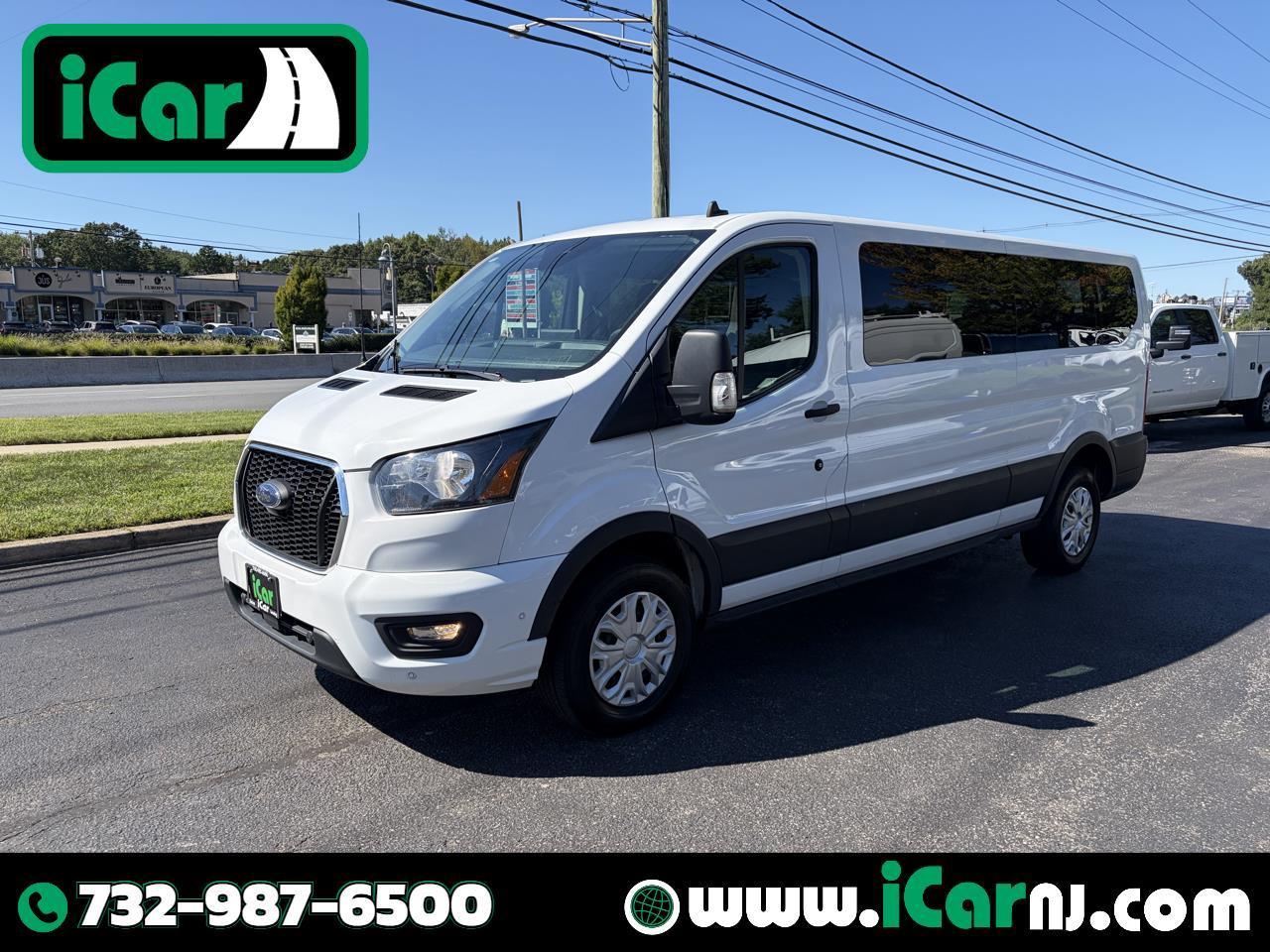 2023 Ford Transit Passenger Wagon T-350 148" Low Roof XLT RWD