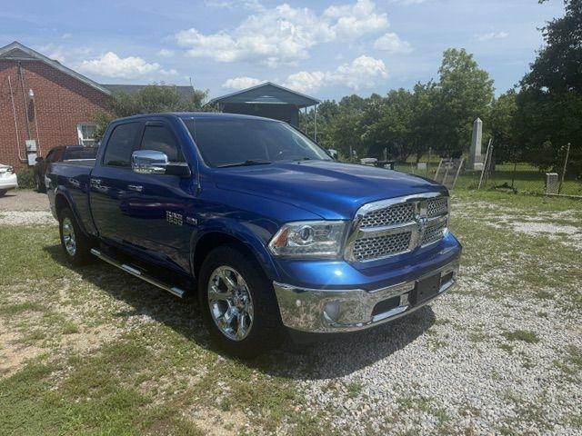 2017 RAM 1500 Laramie Crew Cab LWB 4WD