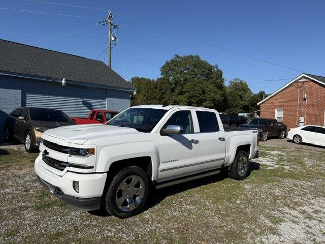 2017 Chevrolet Silverado 1500 LTZ Z71 - Photo 9
