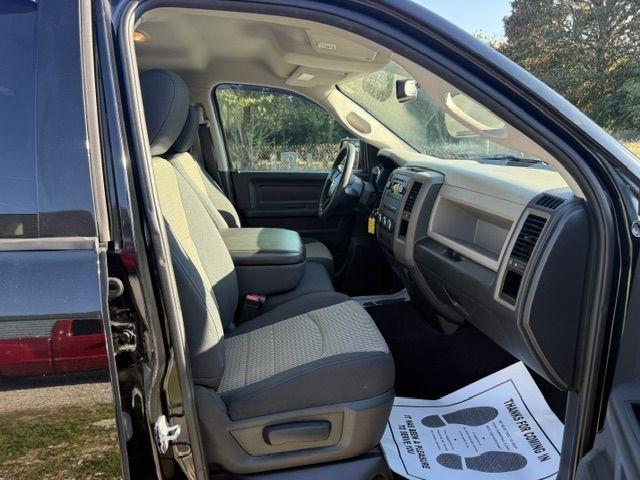 2012 RAM Ram 1500 Pickup ST - Photo 33