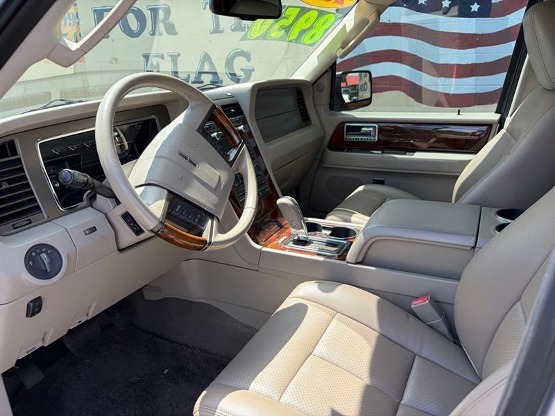 2011 Lincoln Navigator Base - Photo 10